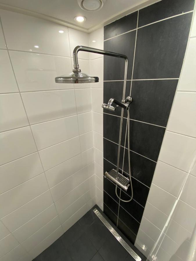 De Vijverkamer-----privé diner op de kamer mogelijk!! Hoogeveen Exterior foto